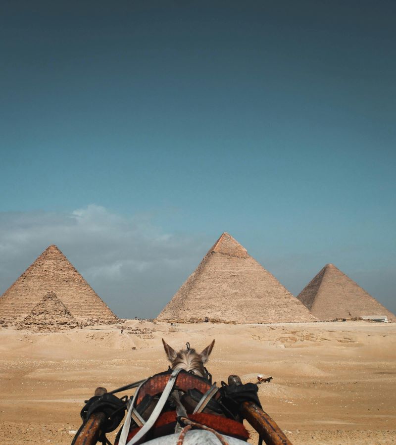 clear sky over pyramids in giza
